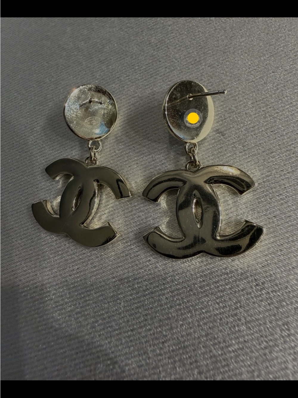 CHANEL Black Enamel CC Drop Earrings with Pearl Tops - Picture 6 of 7
